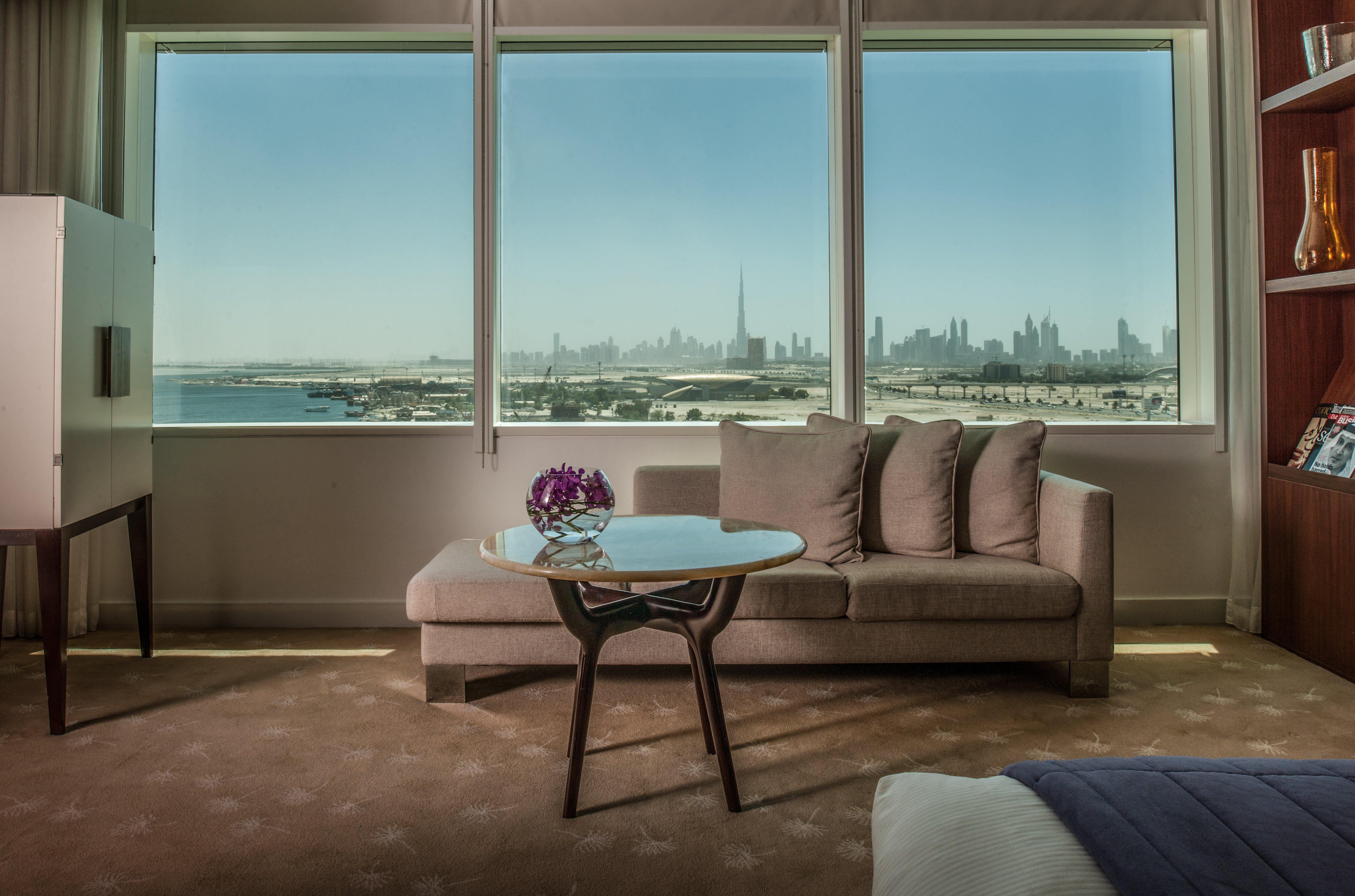 Intercontinental Dubai Festival City By Ihg Ngoại thất bức ảnh A room at the Jumeirah Emirates Towers Hotel